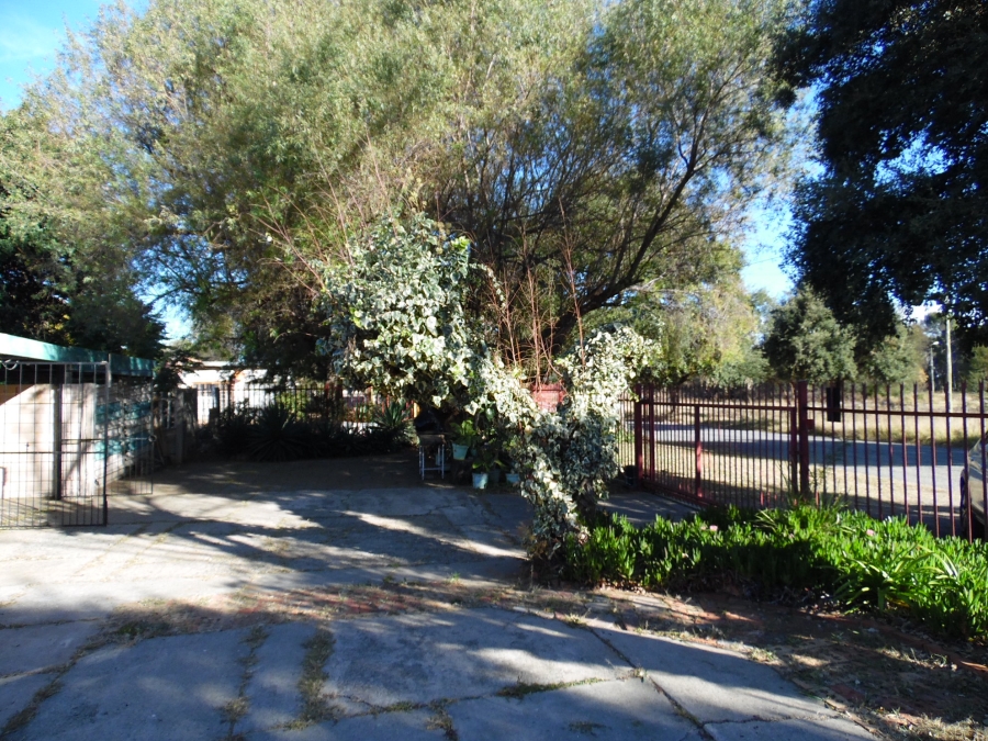 3 Bedroom Property for Sale in Seemeeupark Free State